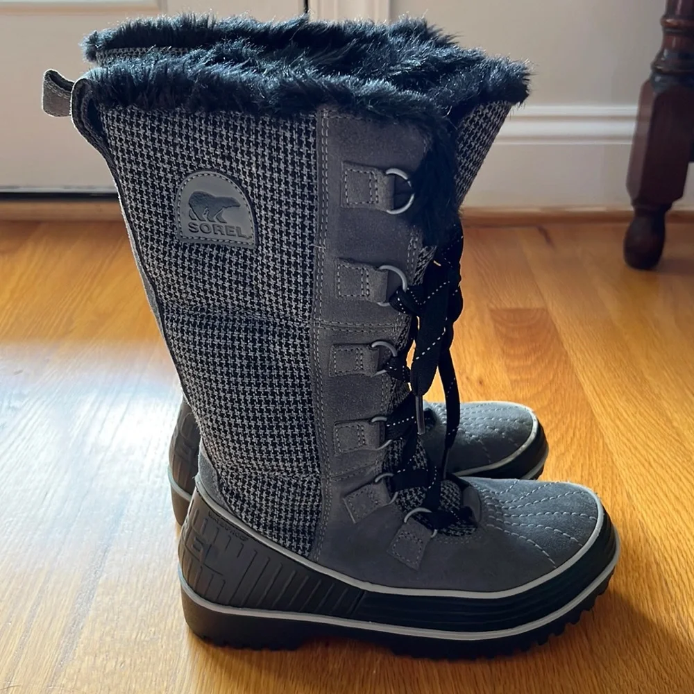 Sorel Tivoli II High Houndstooth Waterproof Winter Snow Boots size 6